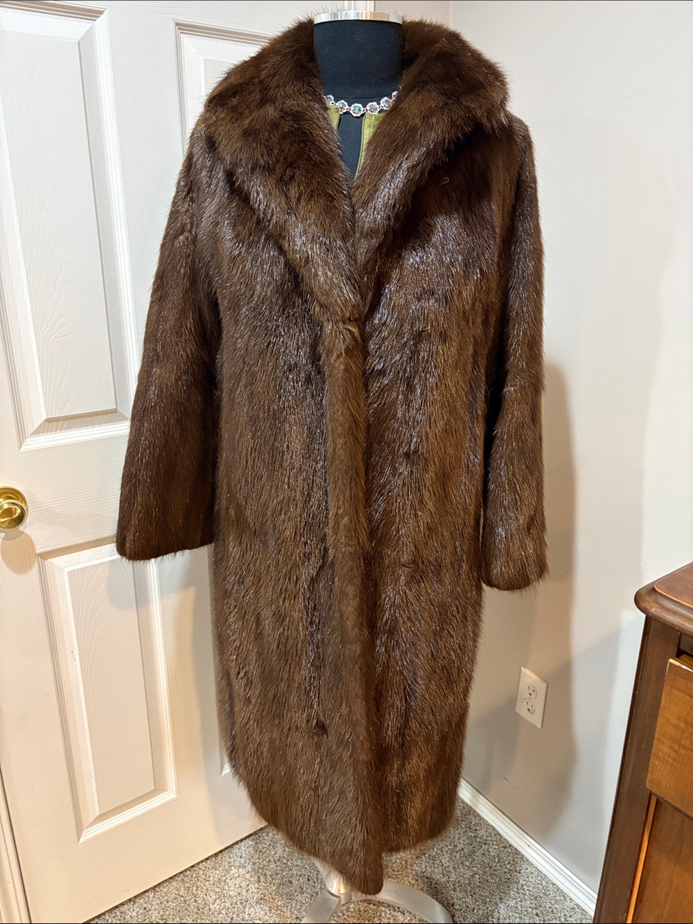 Luxurious BrownBeaver Fur Coat - Classic Women's Long Coat Size Small 30A